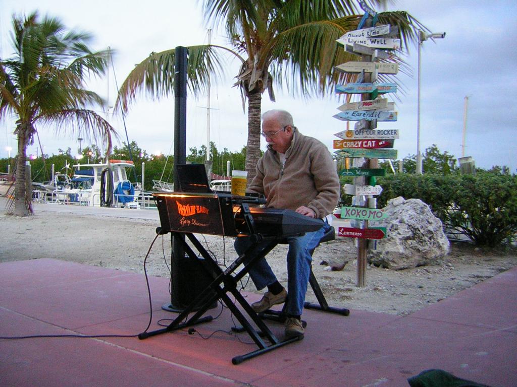 DSCN3528.jpg DSCN3528.jpg