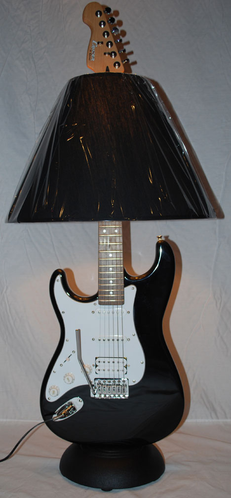 guitlamp.jpg